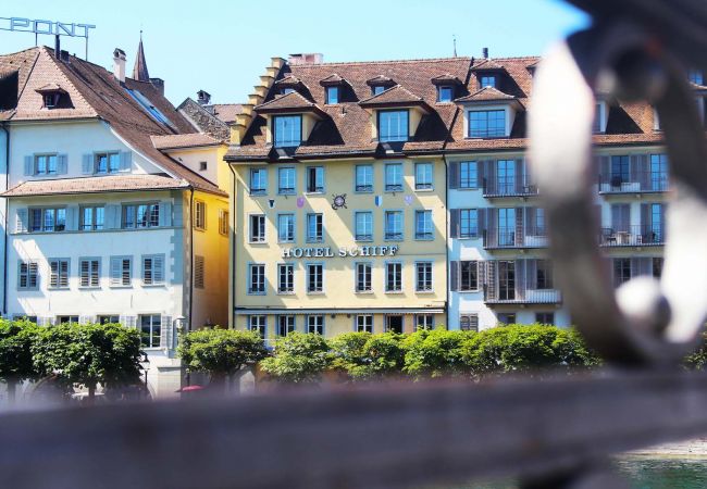 Ferienwohnung in Luzern - LU Uranus l - Chapel Bridge HITrental Apartment