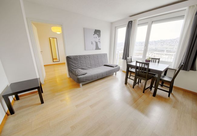 Ferienwohnung in Zürich - ZH Lime - Letzigrund HITrental Apartment