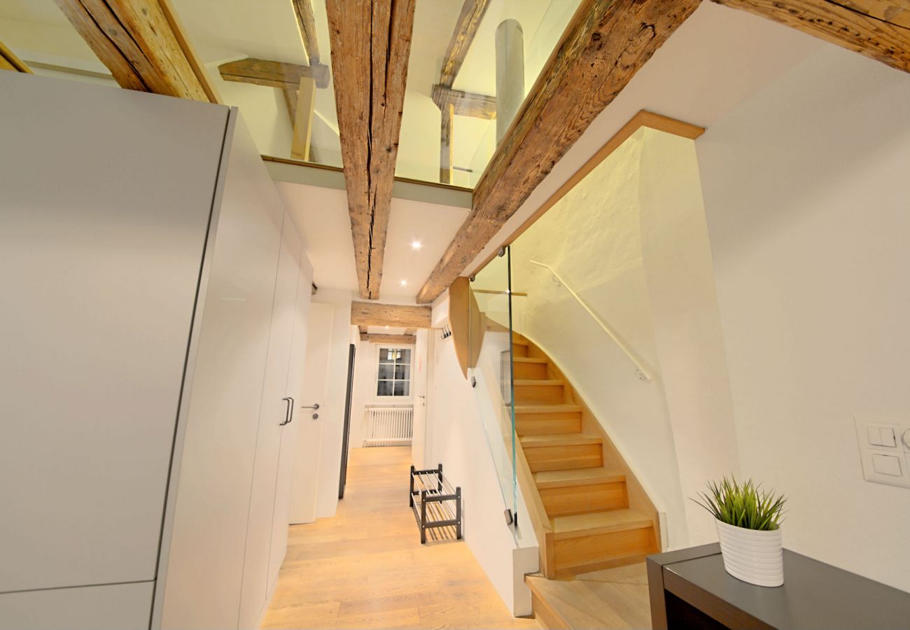 Ferienwohnung in Zürich - ZH Schmidgasse III - HITrental Apartment