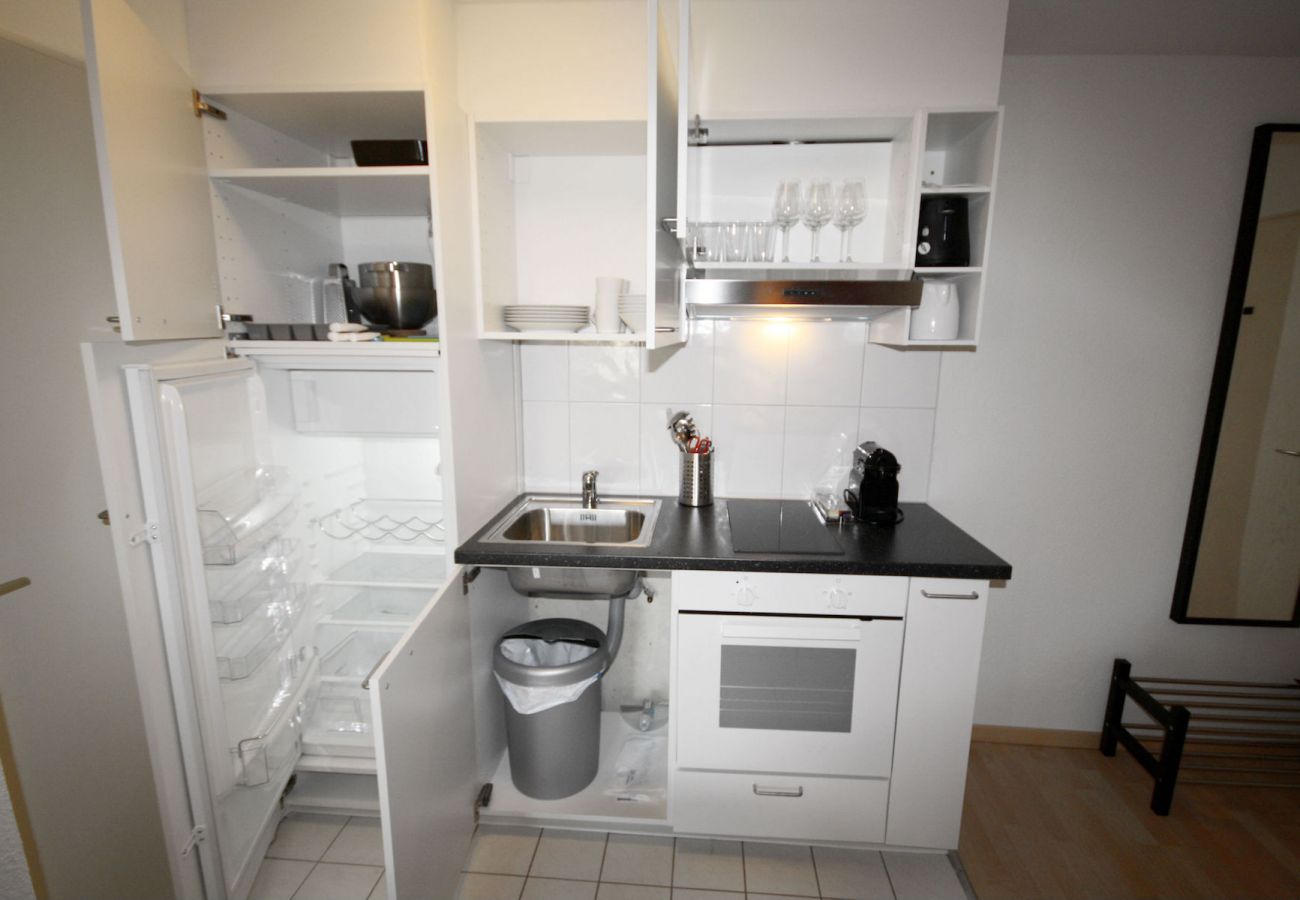 Studio in Zürich - ZH Bartlett - Stauffacher HITrental Apartment