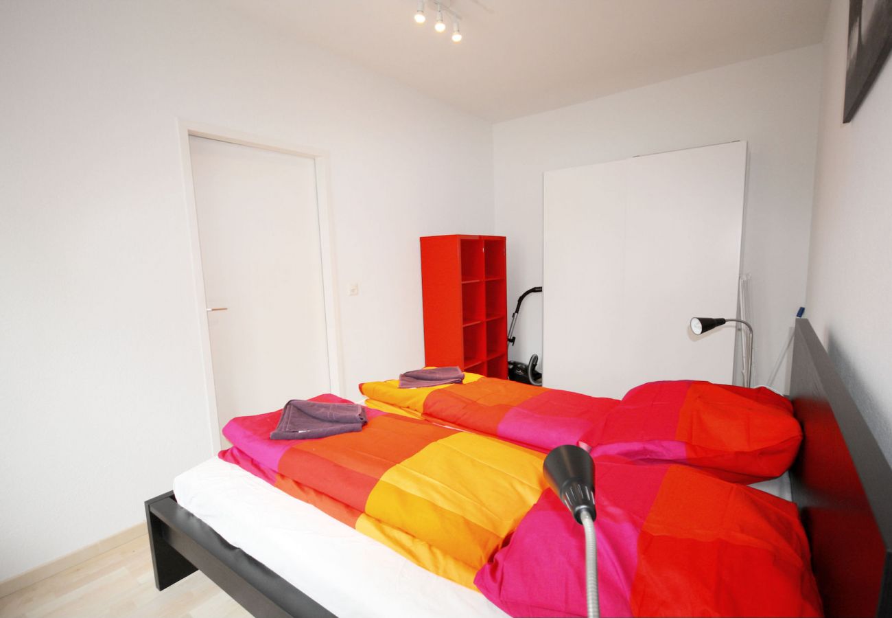 Ferienwohnung in Zürich - ZH Inler - Stauffacher HITrental Apartment