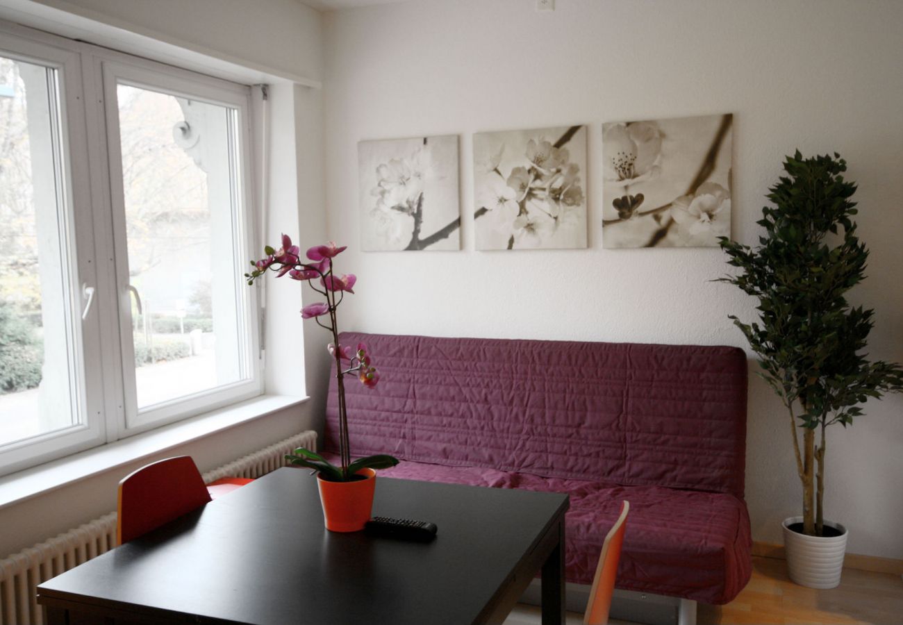 Ferienwohnung in Zürich - ZH Inler - Stauffacher HITrental Apartment