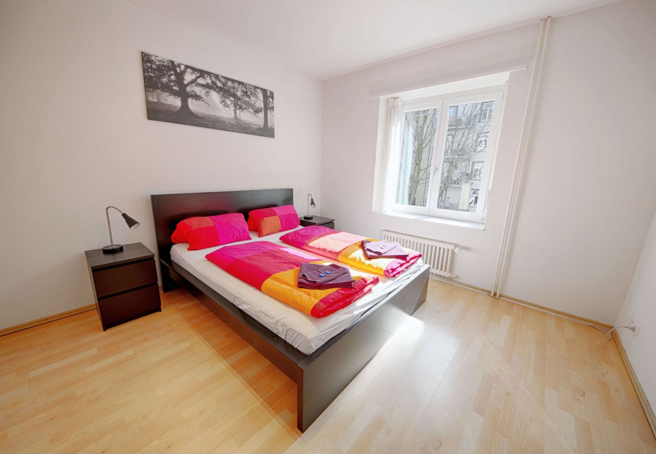 Ferienwohnung in Zürich - ZH Keita - Stauffacher HITrental Apartment