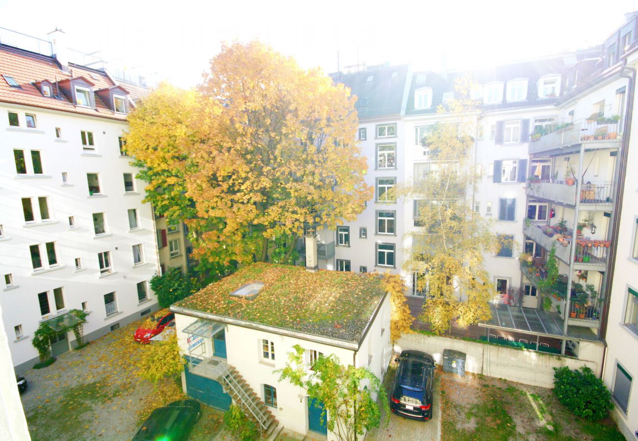 Ferienwohnung in Zürich - ZH Keita - Stauffacher HITrental Apartment