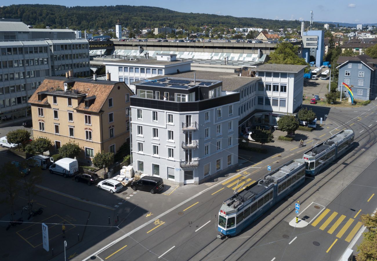 Ferienwohnung in Zürich - ZH Jaguar I - Altstetten HITrental Apartment