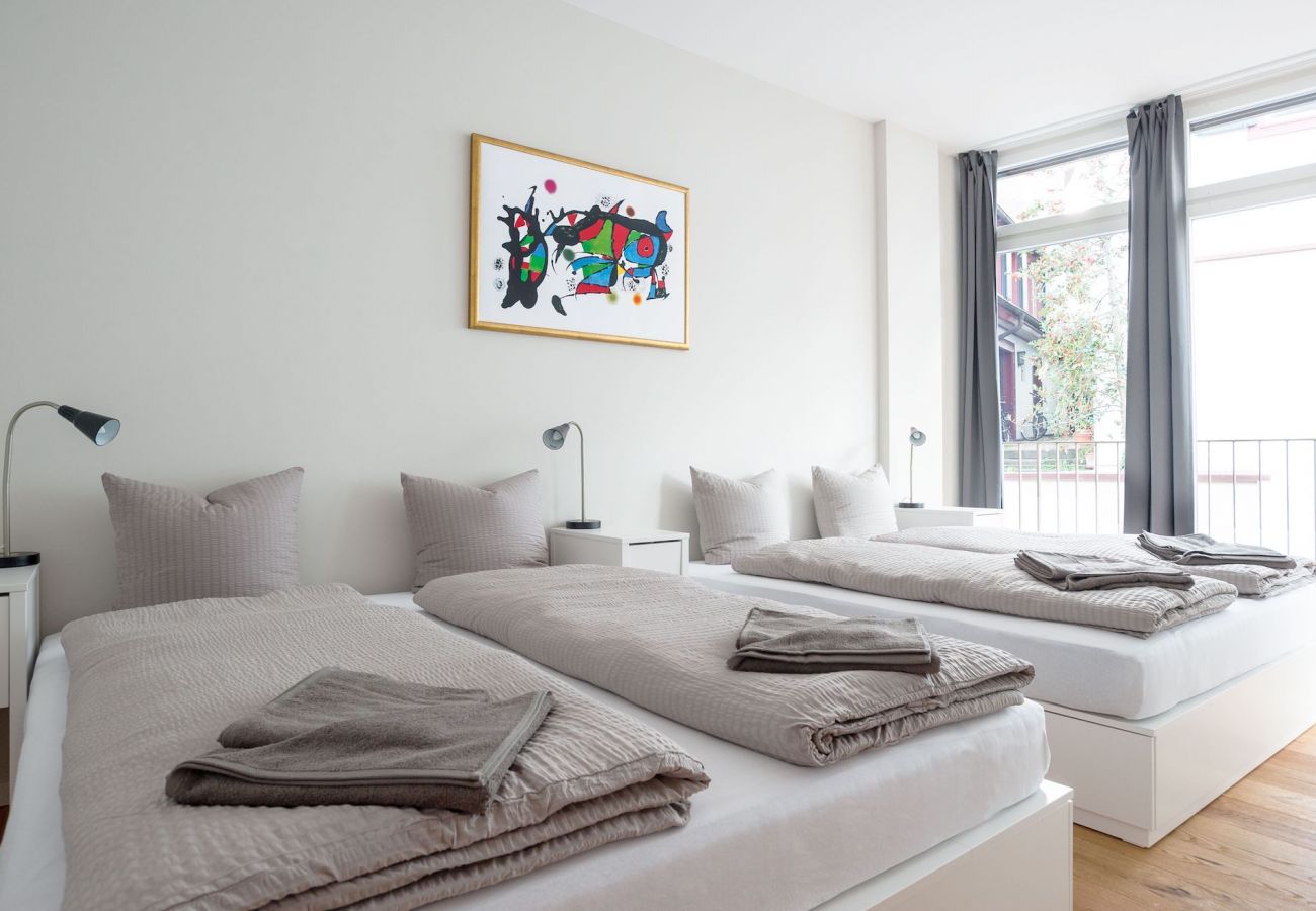 Ferienwohnung in Basel - BS Miró II - Marktplatz HITrental Apartment