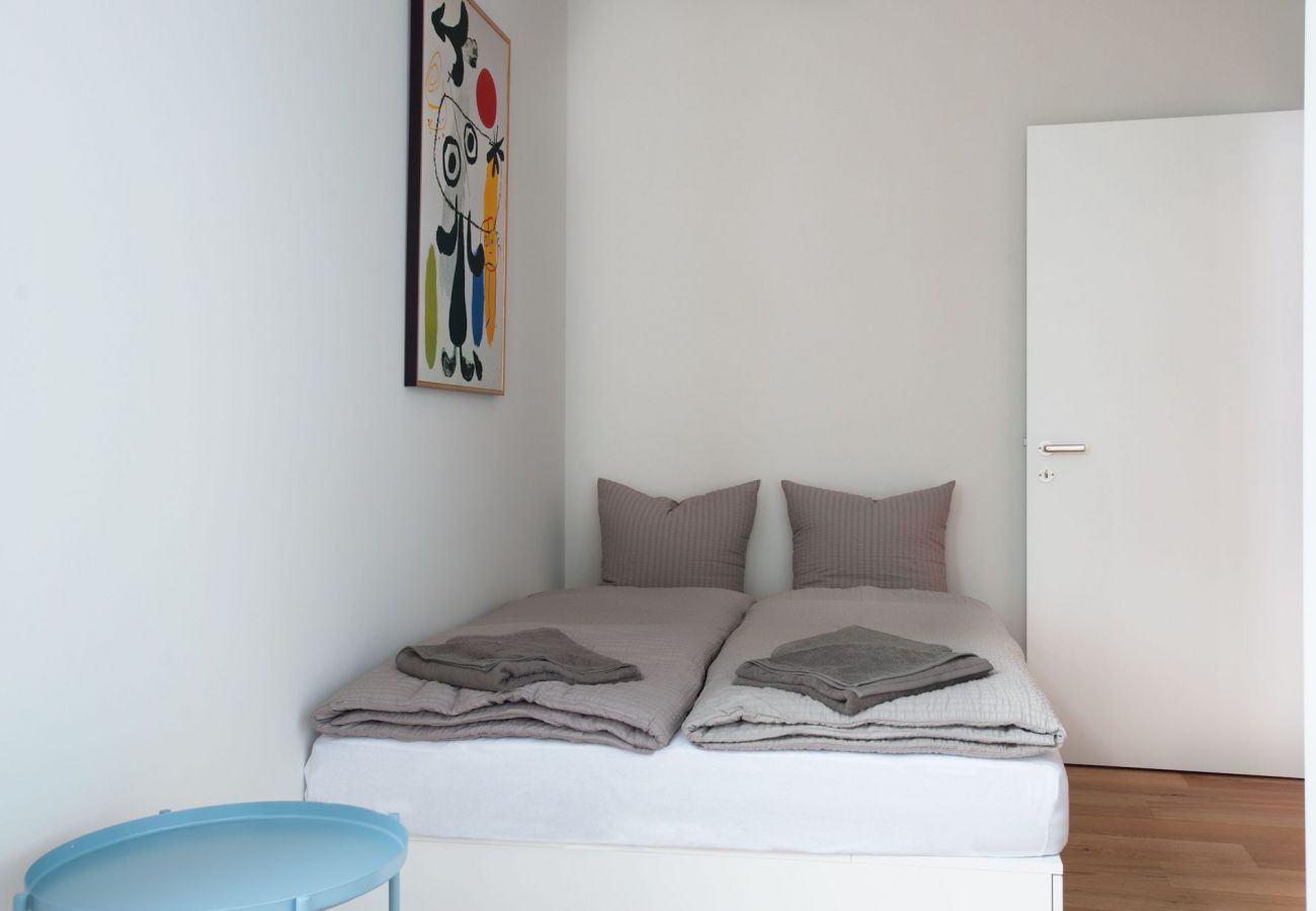 Ferienwohnung in Basel - BS Miró II - Marktplatz HITrental Apartment