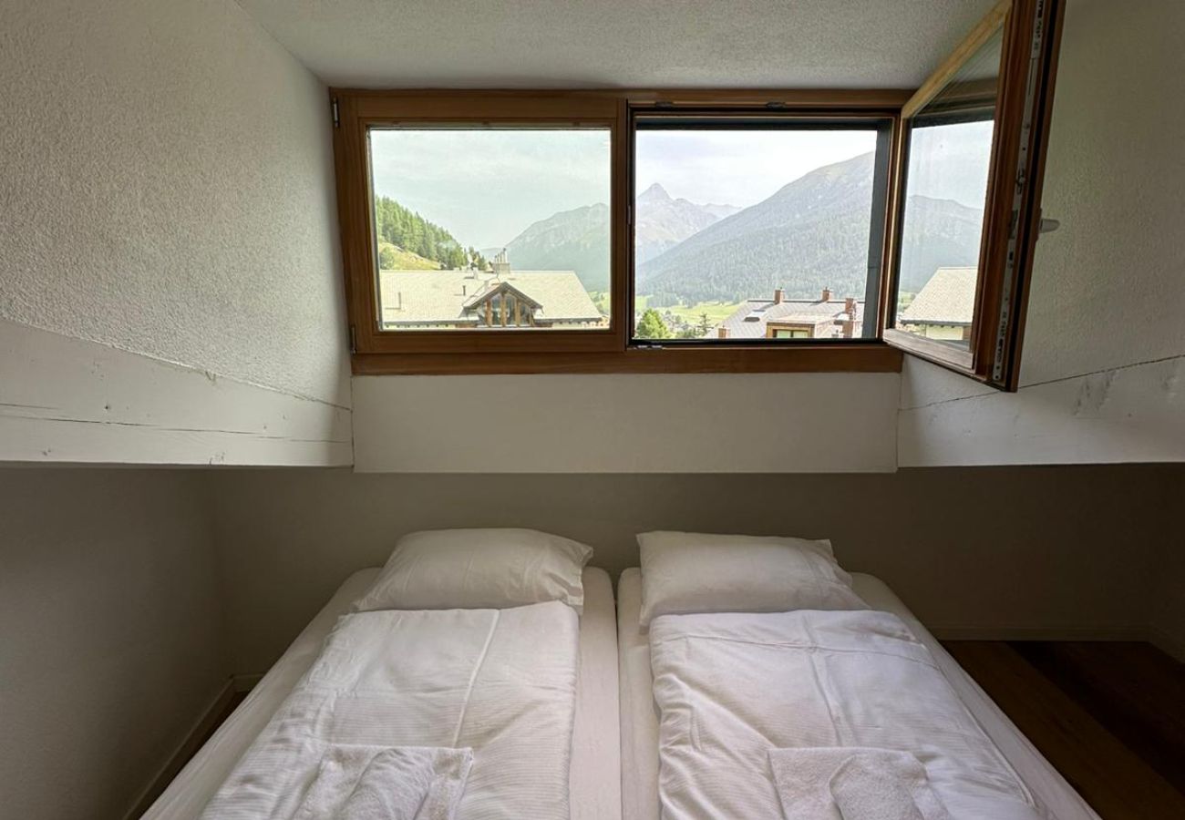 Ferienwohnung in Zuoz - EN Enzian - Engadin HITrental Apartment