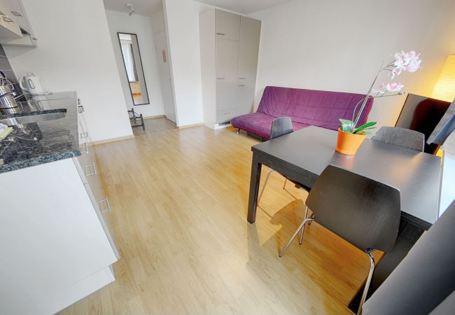 Apartamento en Zürich - ZH Bordeaux - Letzigrund HITrental Apartment