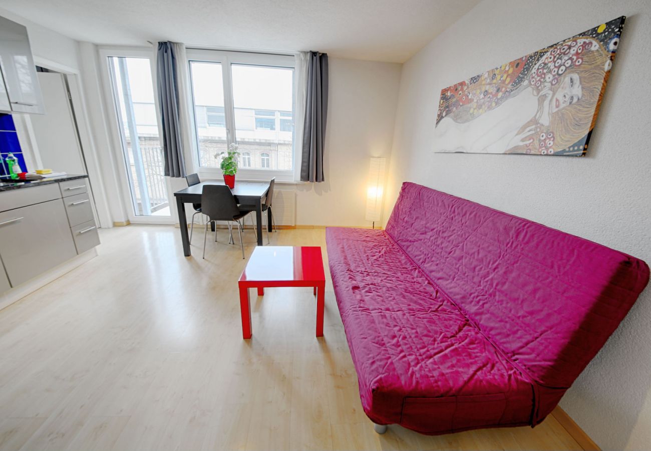 Apartamento en Zúrich - ZH Maroon - Letzigrund HITrental Apartment
