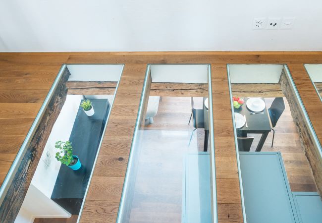 Apartamento en Zürich - ZH Maisonette 4 - HITrental Schmidgasse Apartment Apartamento en Zürich - ZH Maisonette 4 - HITrental Schmidgasse Apartment