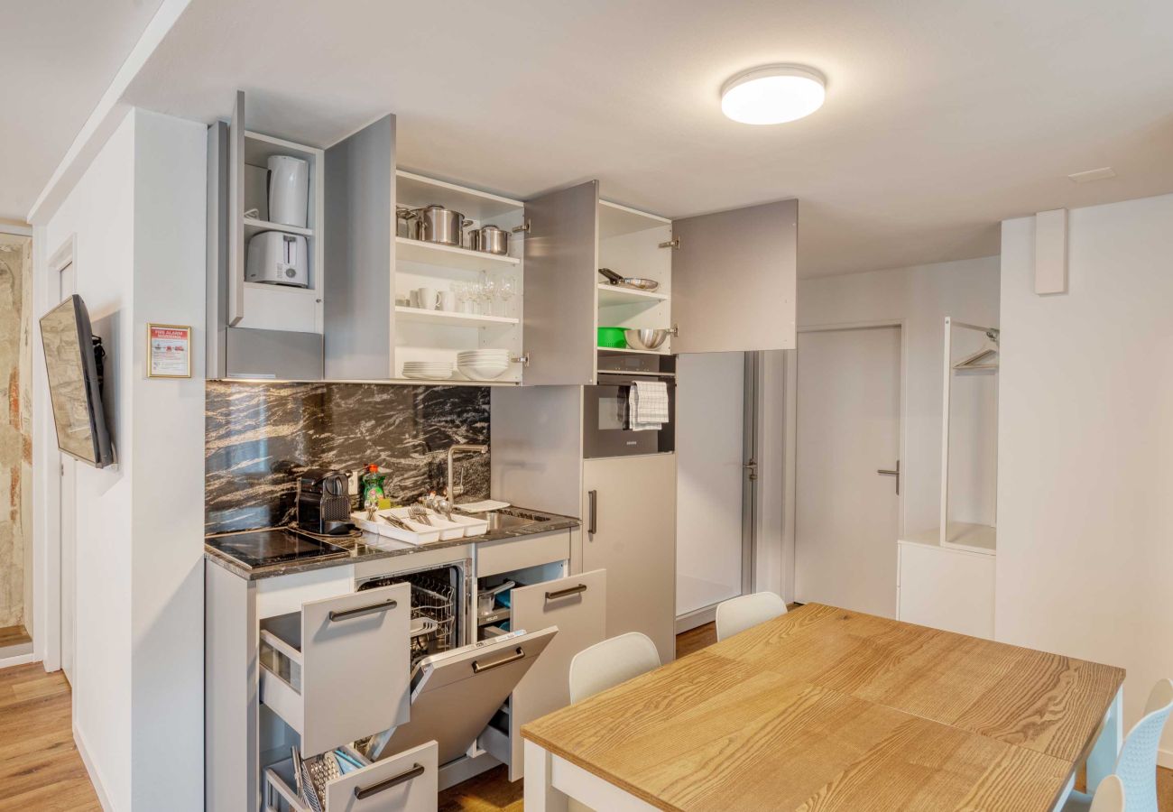 Apartamento en Luzern - LU Reuss 3 - HITrental Eisengasse Apartment