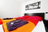 Appartement à Zurich - ZH Blueberry l - Oerlikon HITrental Apartment