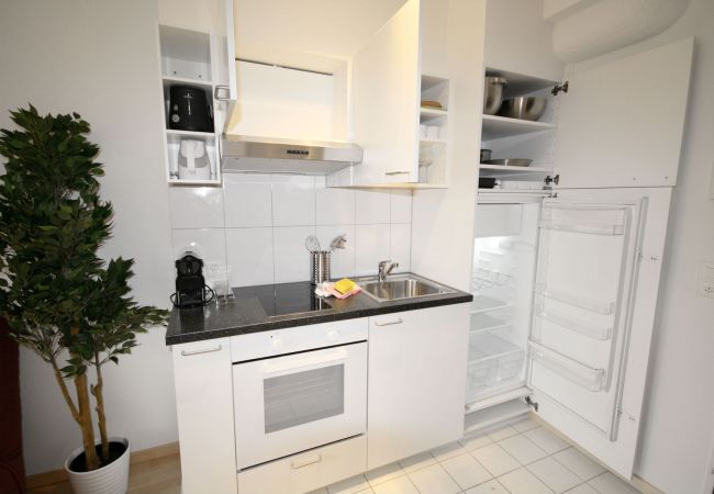 Appartement à Zurich - ZH DaCosta - Stauffacher HITrental Apartment