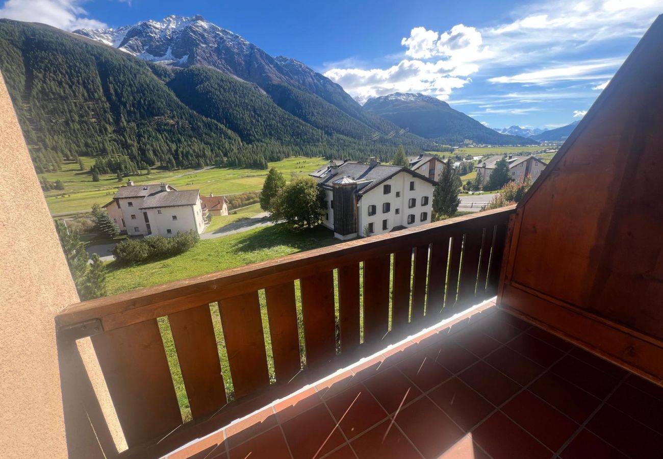 Appartamento a Zuoz - EN Enzian - Engadin HITrental Apartment