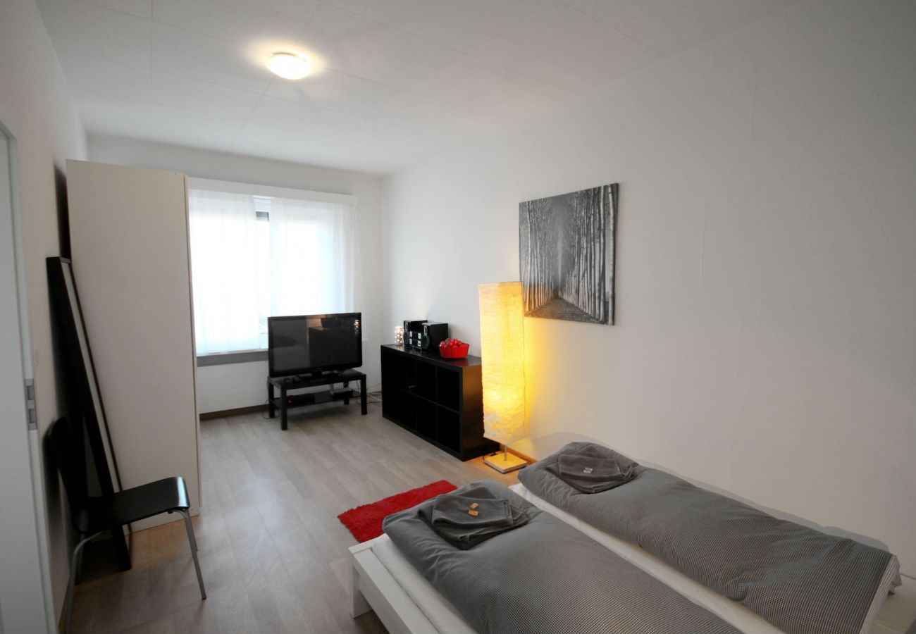 Apartament w Zurich - ZH Copper - Letzigrund HITrental Apartment