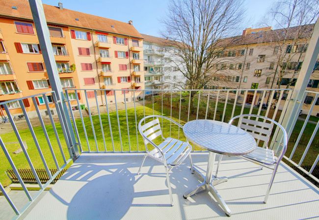 Apartamento em Zurich - ZH Raspberry ll - Oerlikon HITrental Apartment Apartamento em Zurich - ZH Raspberry ll - Oerlikon HITrental Apartment
