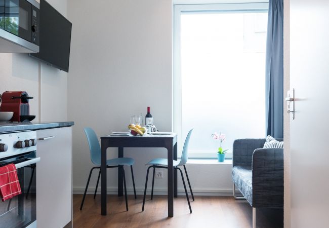 Apartamento em Zurique - ZH Jaguar - Altstetten HITrental Apartment