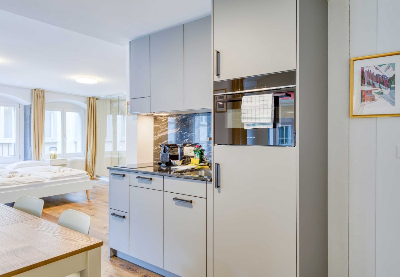 Apartamento em Luzern - LU Reuss 3 - HITrental Eisengasse Apartment