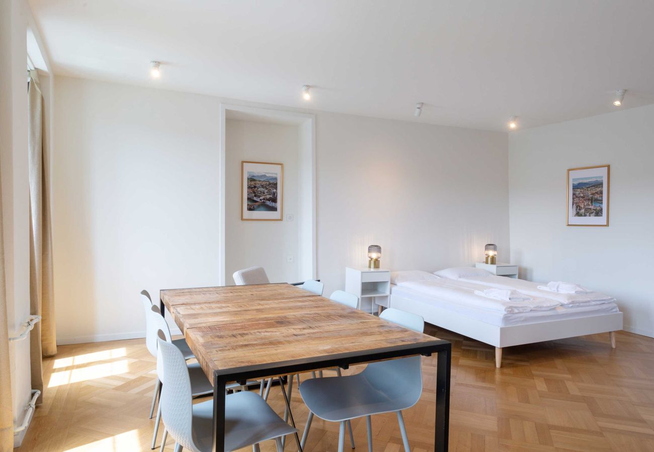 Апартаменты на Luzern - LU Neptun 1 - Chapel bridge HITrental Apartment