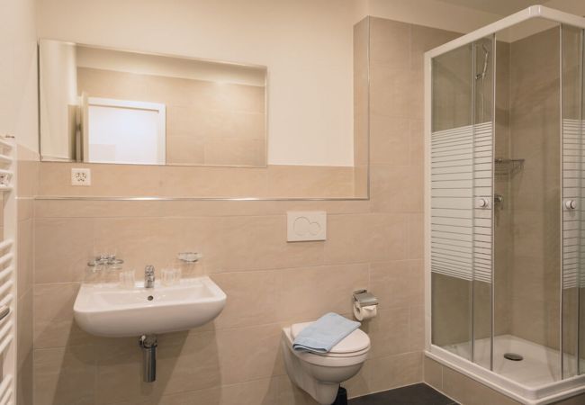 Апартаменты на Luzern - LU Uranus l - Chapel Bridge HITrental Apartment Апартаменты на Luzern - LU Uranus l - Chapel Bridge HITrental Apartment