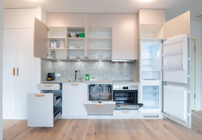 Апартаменты на Zürich - ZH Yellow 3 - Letzigrund HITrental Apartment Апартаменты на Zürich - ZH Yellow 3 - Letzigrund HITrental Apartment