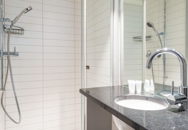 Квартира-студия на Zürich - ZH Gasse 3 - HITrental Schmidgasse Apartment Квартира-студия на Zürich - ZH Gasse 3 - HITrental Schmidgasse Apartment