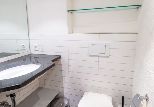 Квартира-студия на Zürich - ZH Gasse 2 – HITrental Schmidgasse Apartment Квартира-студия на Zürich - ZH Gasse 2 – HITrental Schmidgasse Apartment