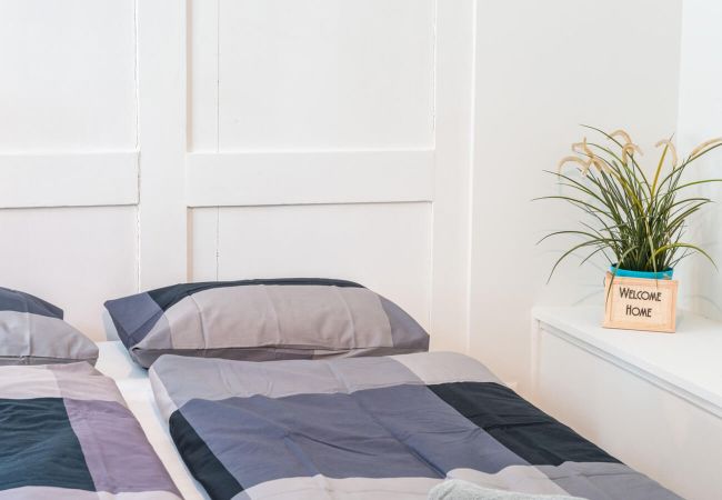 Квартира-студия на Zürich - ZH Gasse 2 – HITrental Schmidgasse Apartment Квартира-студия на Zürich - ZH Gasse 2 – HITrental Schmidgasse Apartment