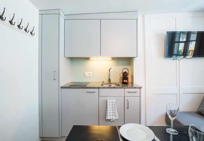 Квартира-студия на Zürich - ZH Gasse 2 – HITrental Schmidgasse Apartment Квартира-студия на Zürich - ZH Gasse 2 – HITrental Schmidgasse Apartment