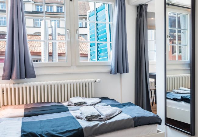 Квартира-студия на Zürich - ZH Hof 3 - HITrental Schmidgasse Apartment Квартира-студия на Zürich - ZH Hof 3 - HITrental Schmidgasse Apartment