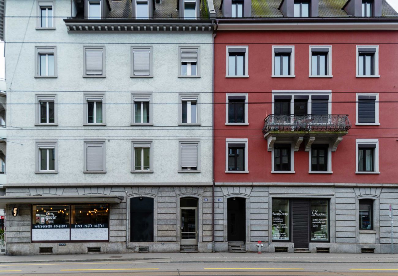 Апартаменты на Zurich - ZH Gold 1 - HITrental Apartment